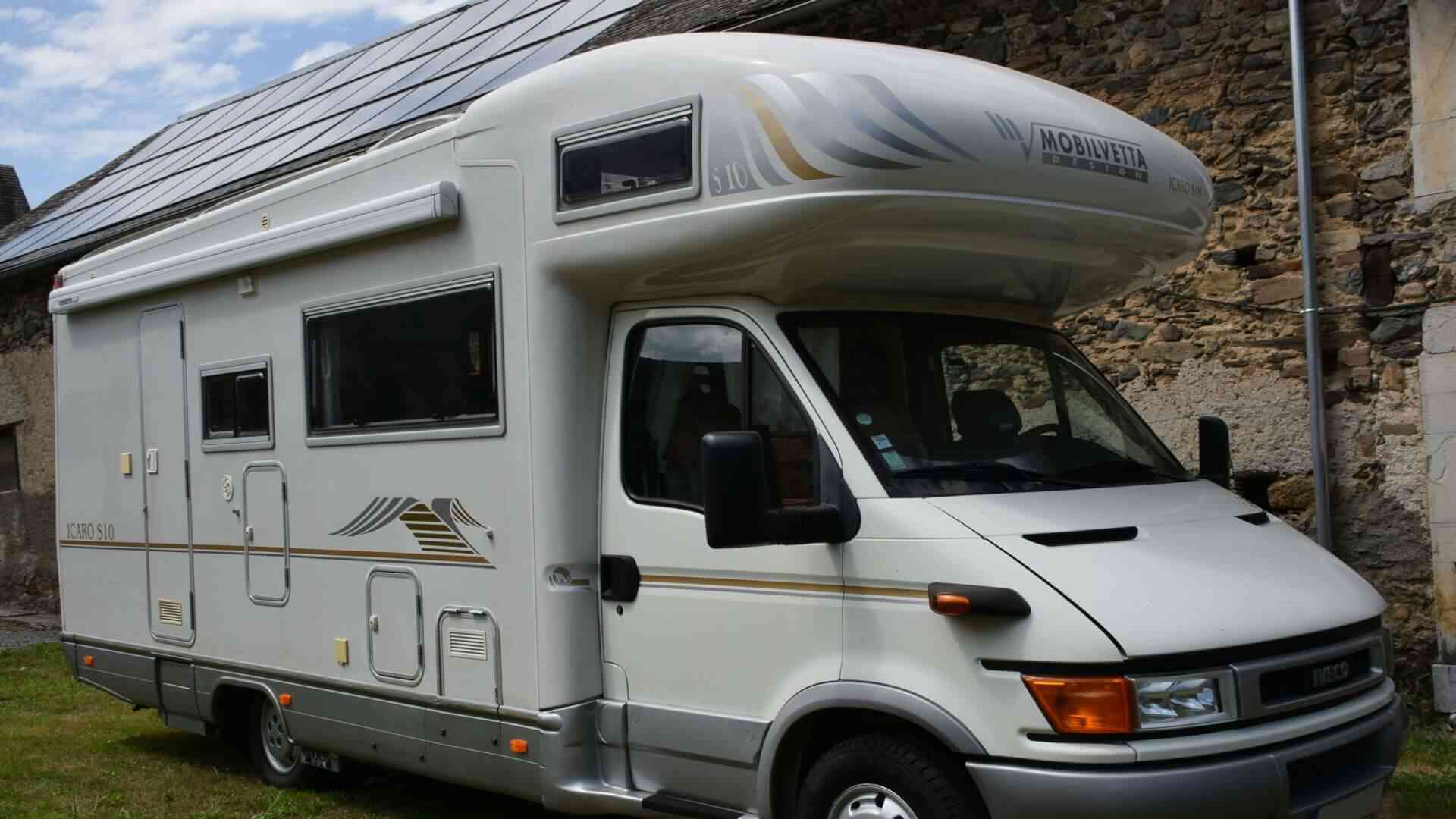 camping-car MOBILVETTA ICARO S10 